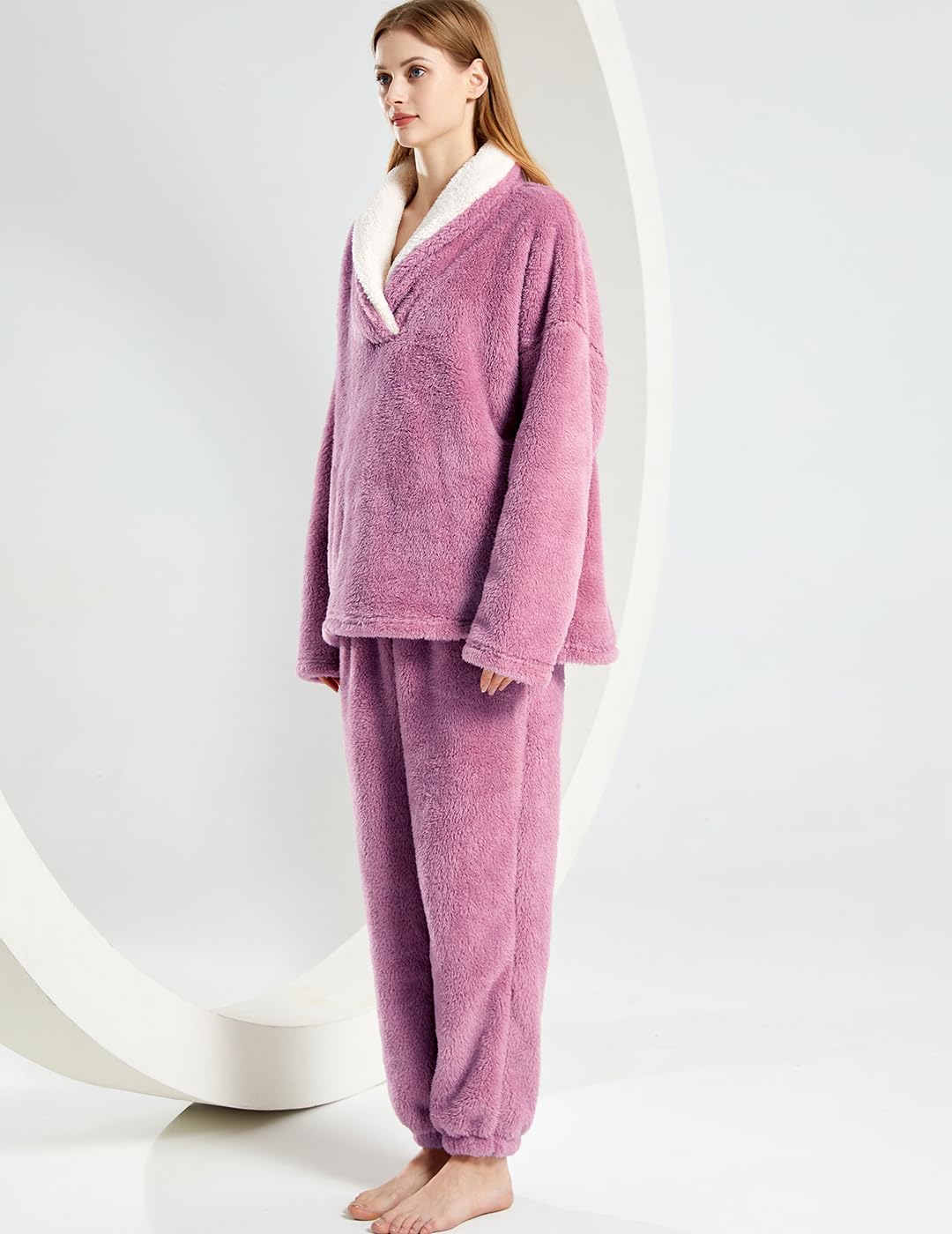 Women's Fluffy Loungewear Sleepwear Lounge Casual Pajamas Sets Loose Long Sleeve Fleece Pullover and Pants Set - Image 4