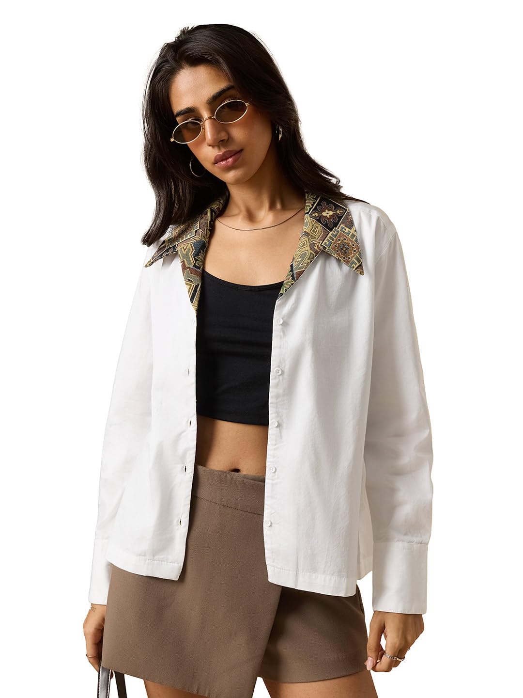 The Souled Store Easy Solids: Prism - Camisa de manga larga para mujeres y niñas, cuello abierto, color blanco, de algodón liso, ajuste relajado