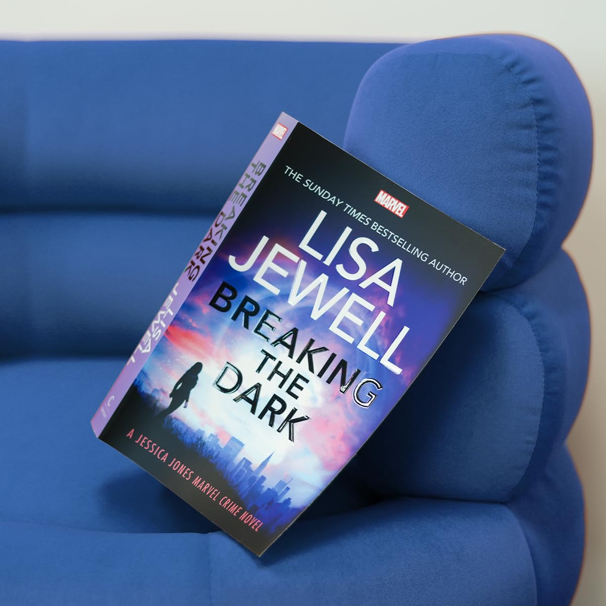 Breaking the Dark: The Sunday Times bestselling Jessica Jones Crime Novel from the author of None of This is True