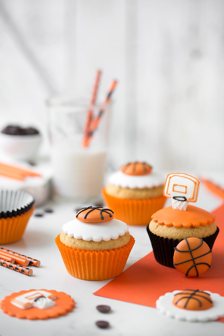 Decora- Decorazioni di Zucchero Palloni Basket - 1 confezione da 6 unità
