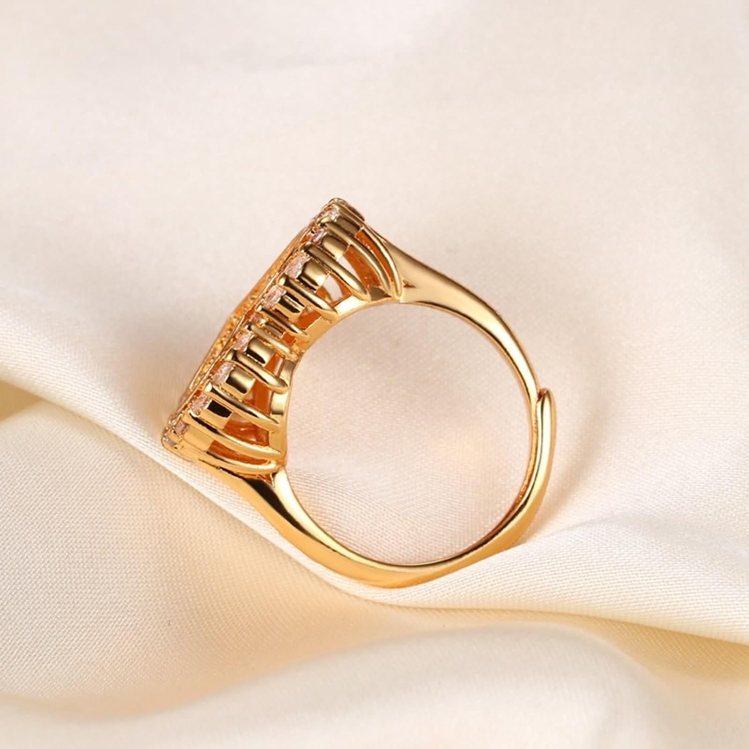 Engagement Ring Yellow Gold 9ct / 14ct / 18ct for Women, Heart with Created Diamond, Wedding Band Women Gold