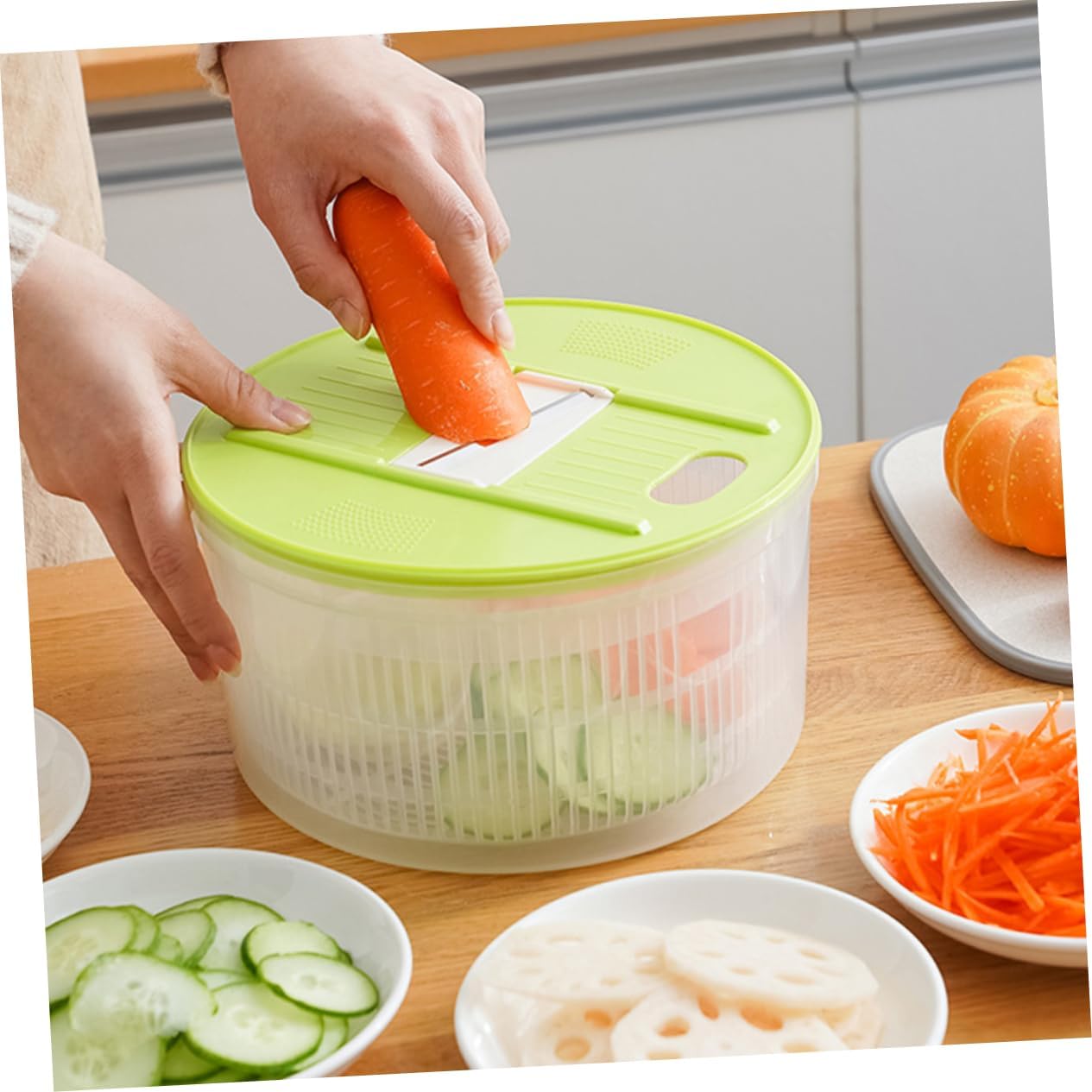 VOSAREA Fruit Salad Dehydrator Vegetable Dryer Spinner Slicer Salad Slicer Vegetable Washer White