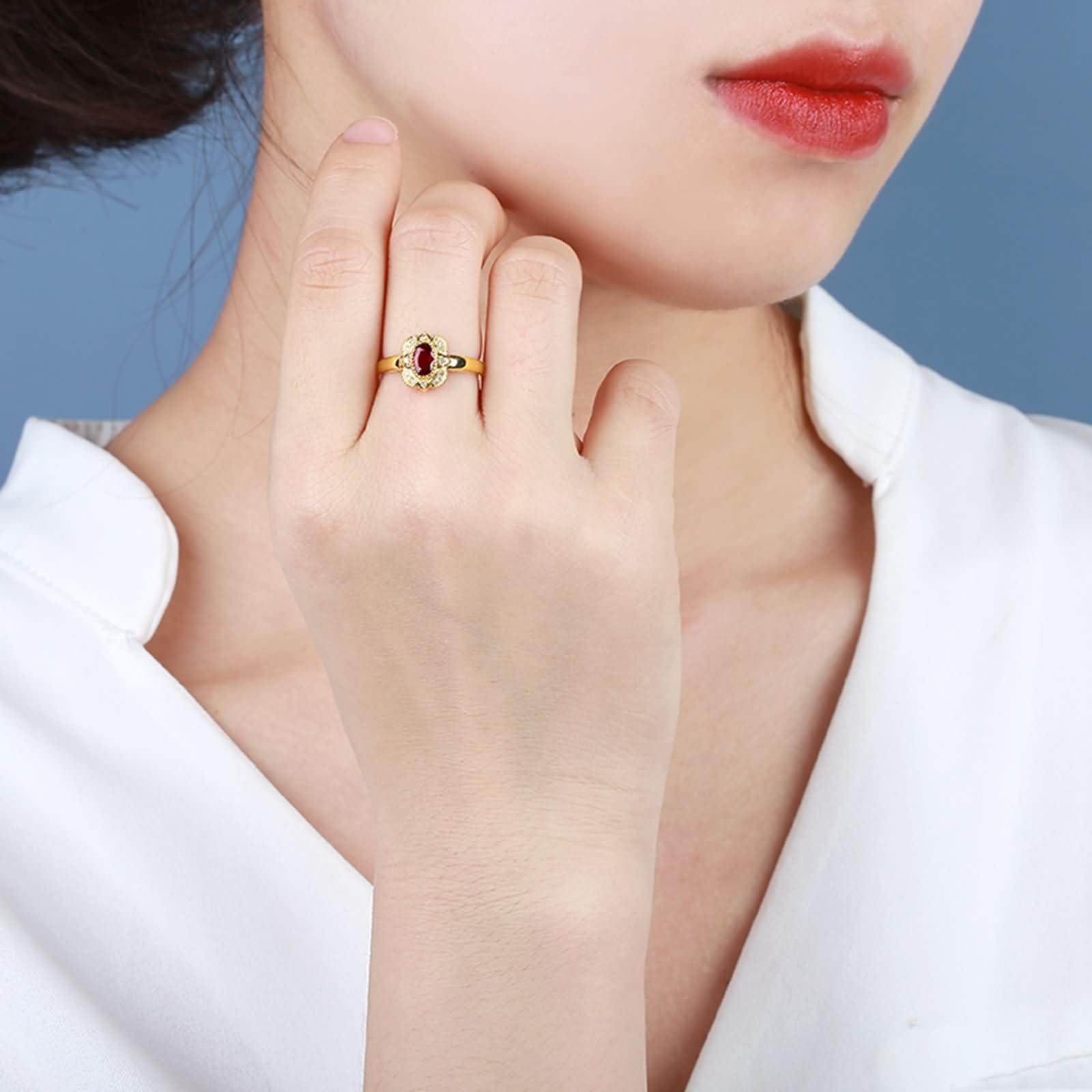 Beydodo Anillos Mujer Oro Amarillo 9 14 18 Kilates de Compromiso con Flor y Oval con Rubí Creado de 0.5ct y Moissanita, Anillo de Boda Oro Rojo de Matrimonio Mujer