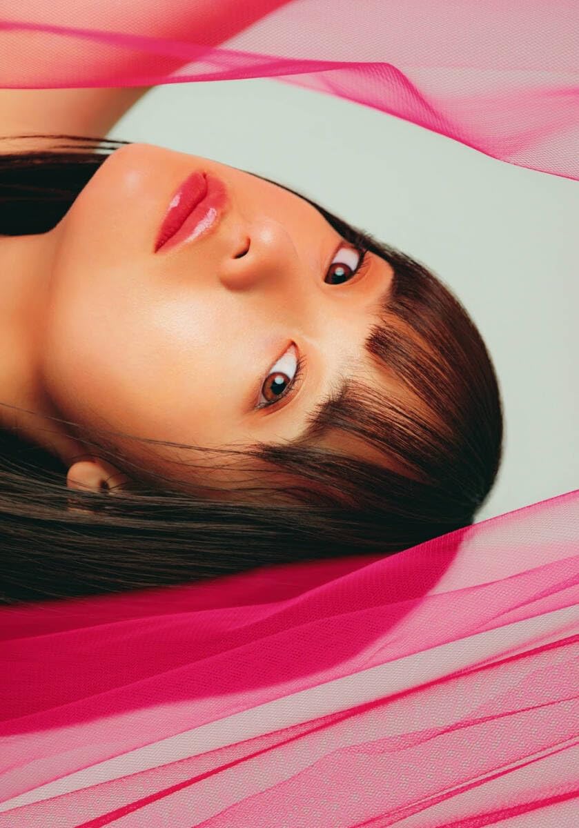 Amazon.co.jp: 橋本環奈_9 写真10枚 Lサイズ 女優 : おもちゃ