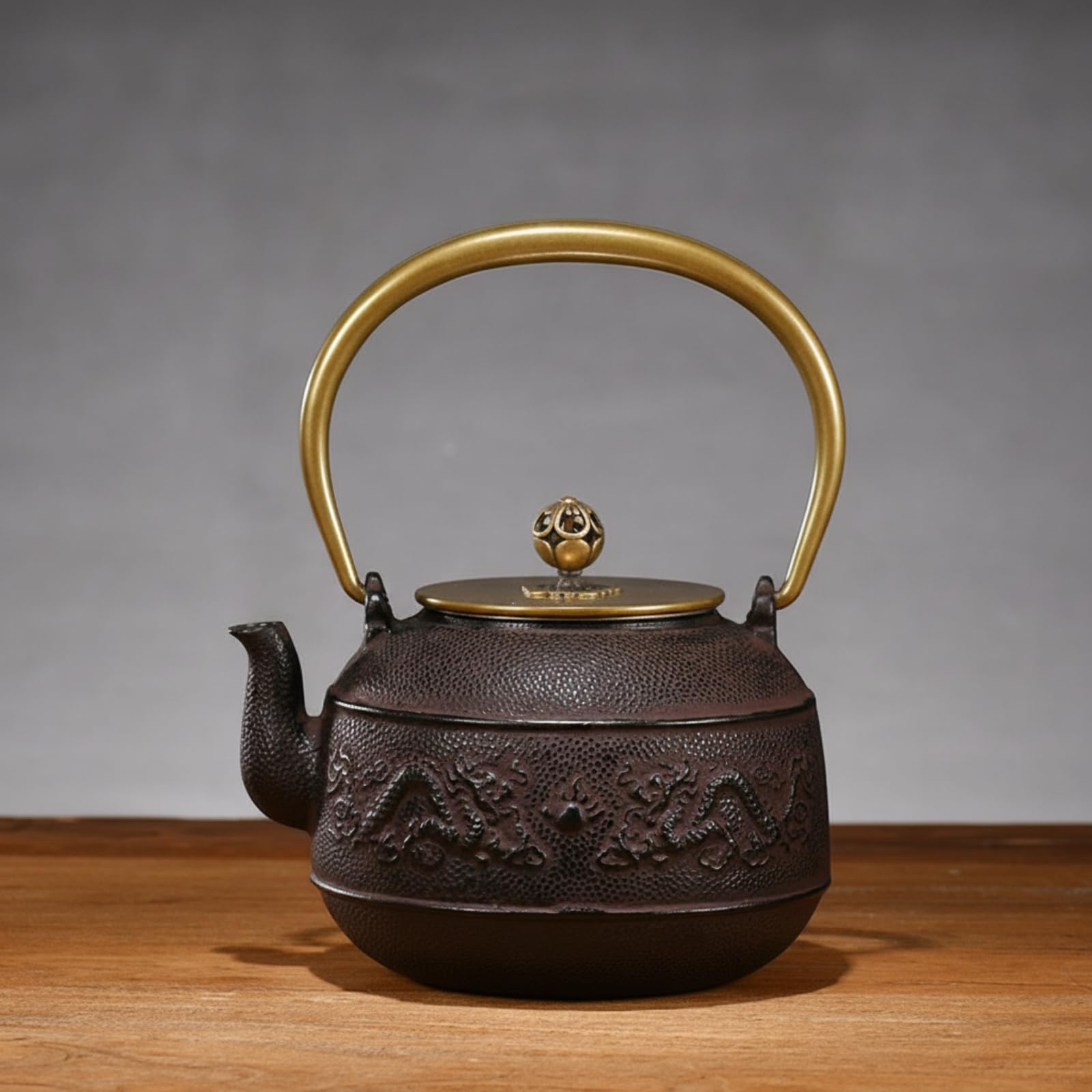 Tetera de Hierro Fundido Tetera Hervidor Jarra Caldera con Colador Interno y Acabado en Relieve Rústico Mango Arqueado y Control de Vertido Adecuada, Black, Chunsemanyuan