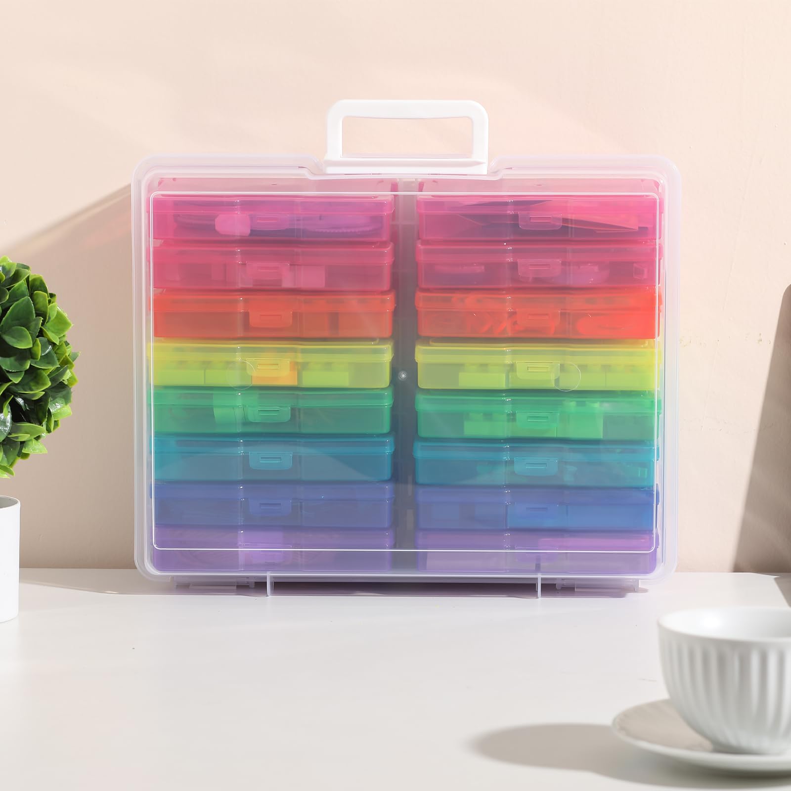 novelinks Boîtes photo transparentes 10,2 x 15,2 cm et transparent Craft Keeper avec poignée – 16 étuis intérieurs Boîte de rangement en plastique (multicolore)