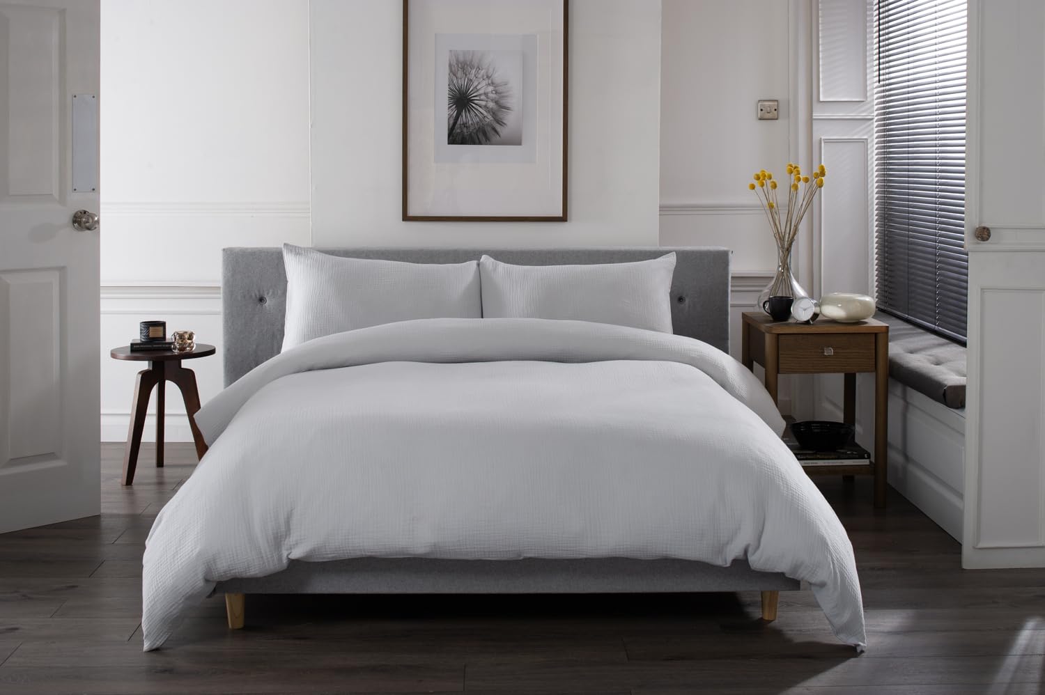 The Lyndon Company St Quentin 100% Cotton Reversible Duvet Bedlinen | Deyongs 1846 in Grey | Size: Double