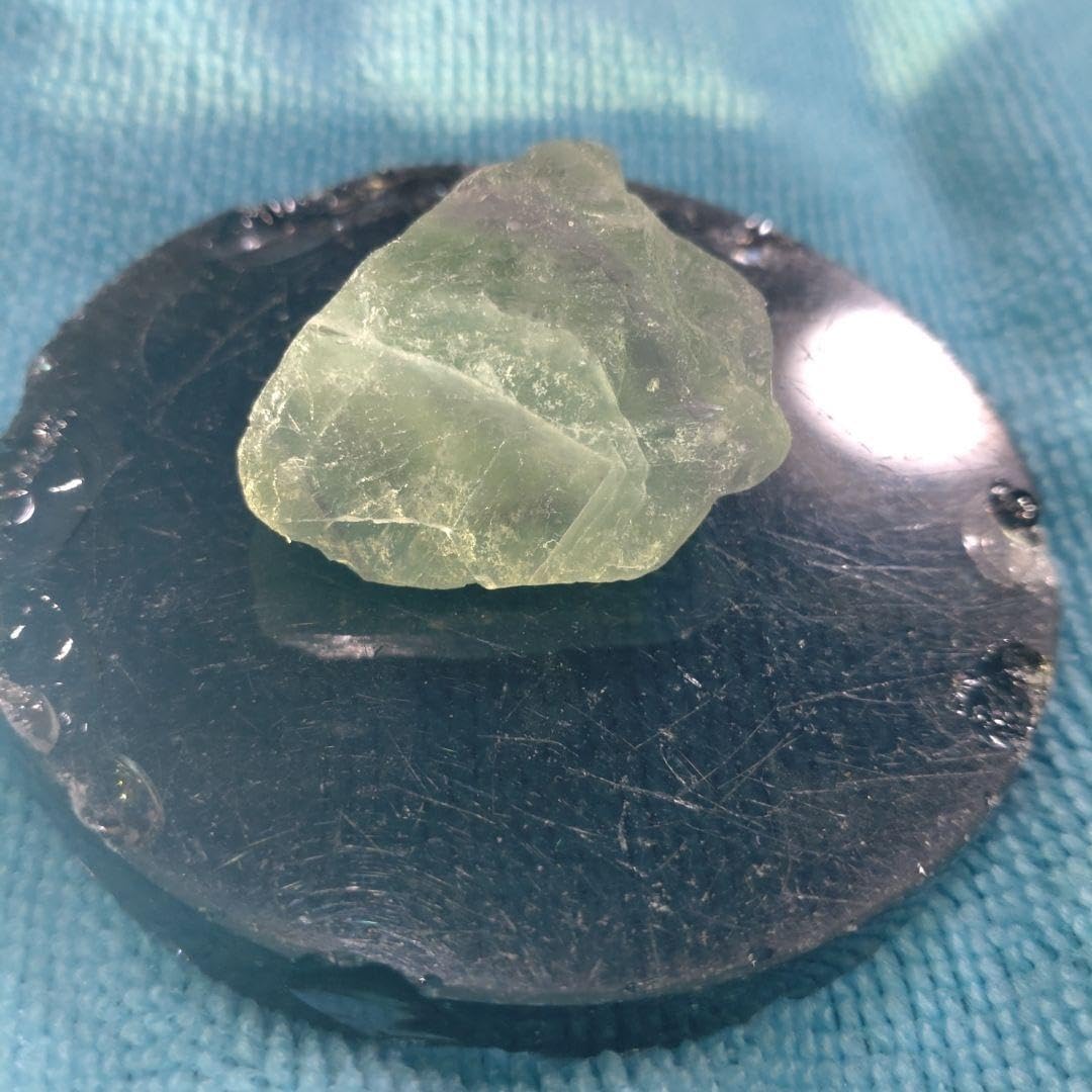 カラー ペルー産 フローライト 原石 鉱物標本 トルマリン 翡翠 グリーン