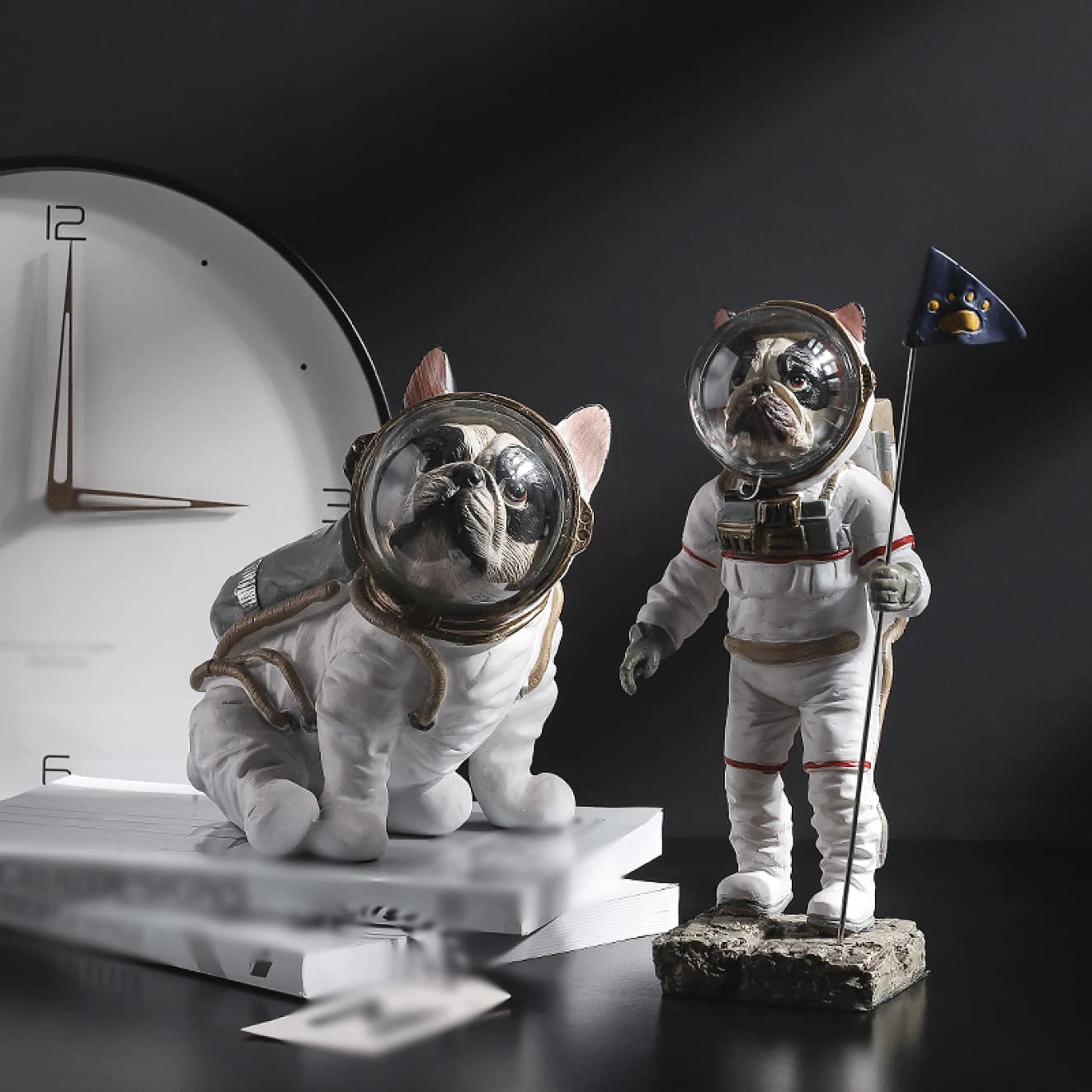 Amazon.co.jp: フレンチブルドッグ樹脂像 モデル 置物 宇宙飛行犬 動物