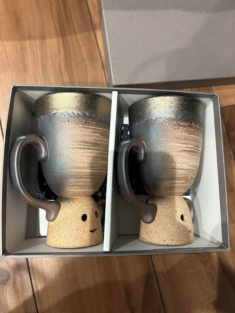 備前 金彩  ペアーカップ Amazon.co.jp: 備前金彩 切立ビア泡立ちペア ビールジョッキ