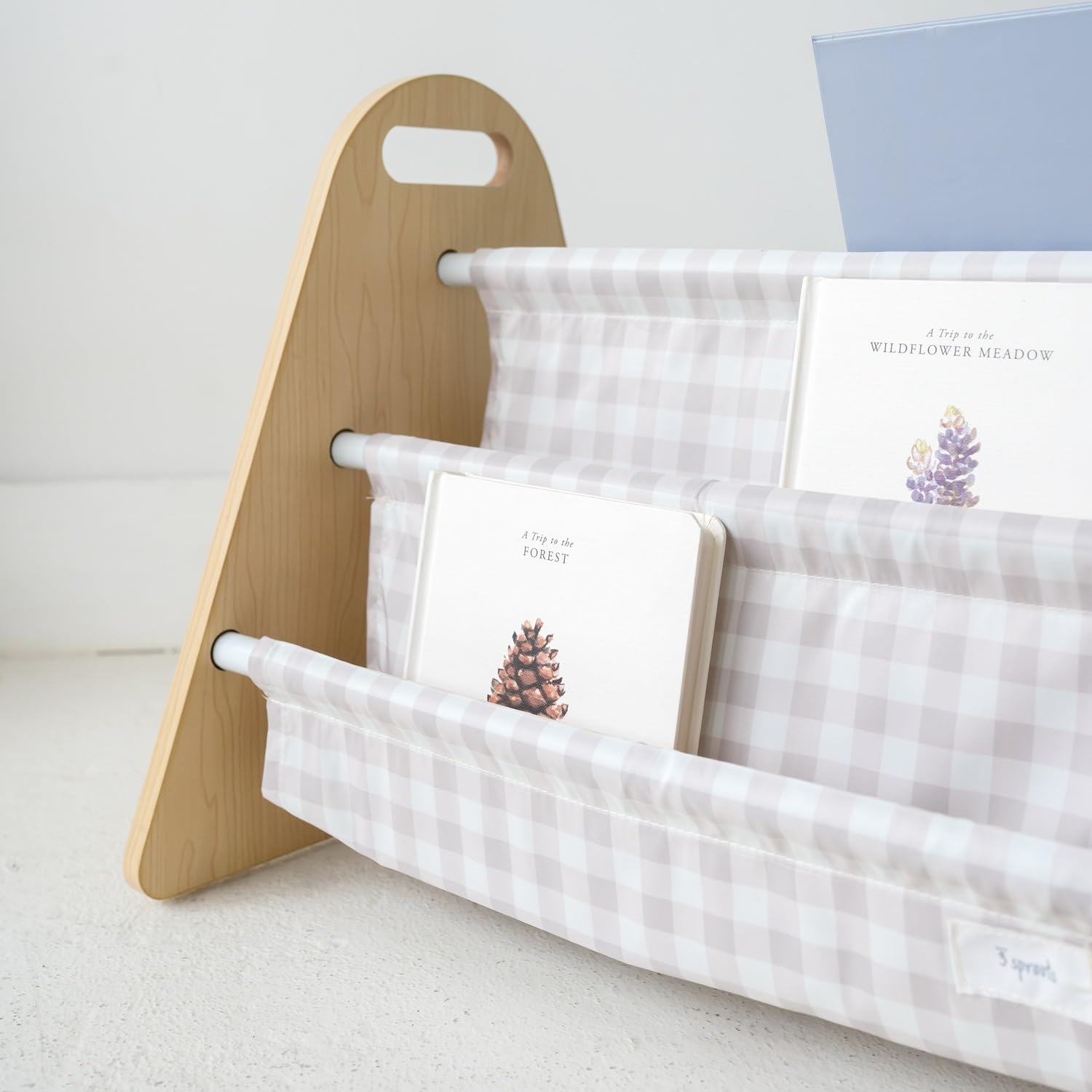 3 Sprouts Bibliothèque Enfant Double Face - Rangement Livre Enfant - Portable Petite Bibliothèque Livre - Étagère Enfant - Bibliothèque Bébé Montessori - Meuble pour Chambre d’Enfant, Vichy Beige
