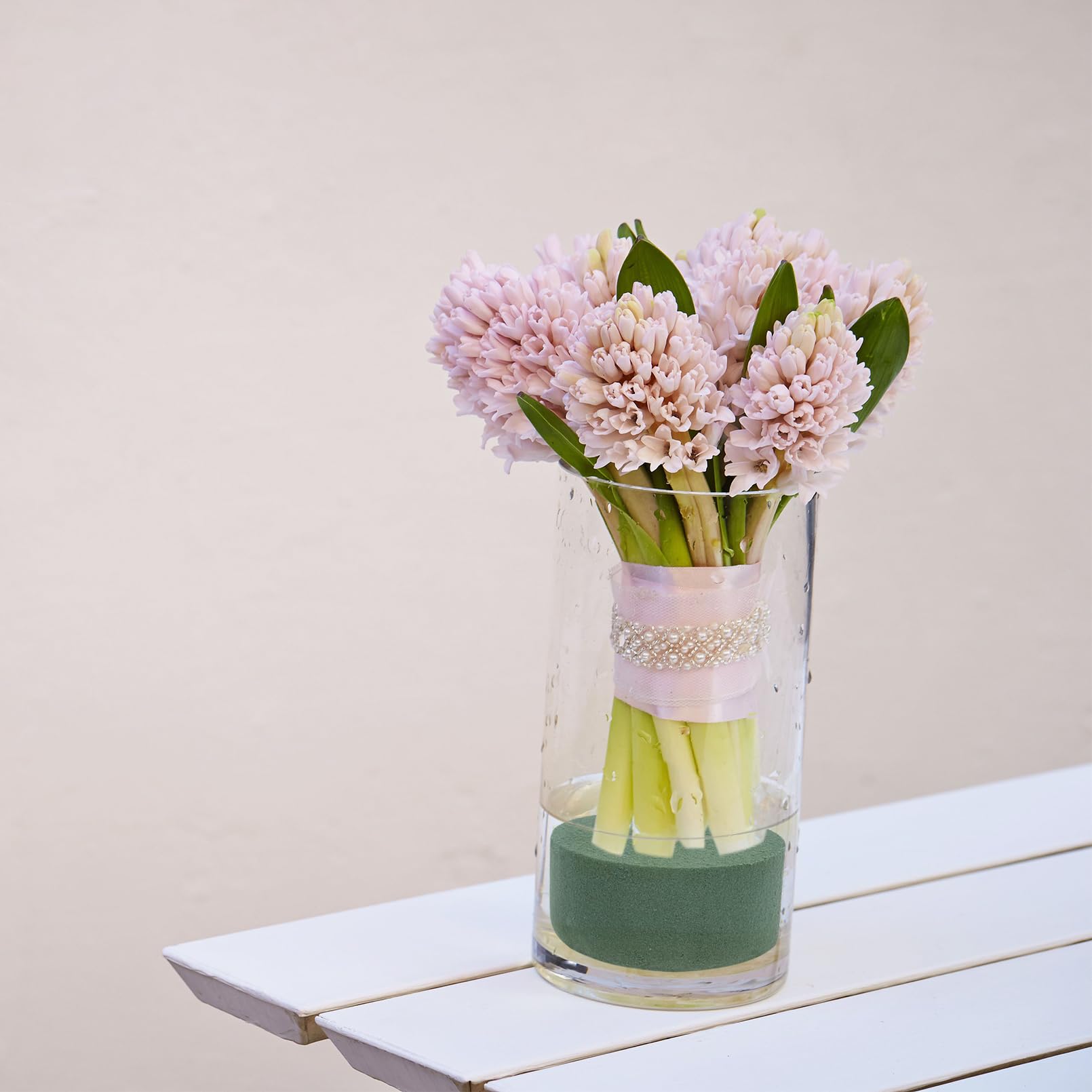 Nwvuop 7Pcs Floral Foam Blocks Round for Flower Arrangements - 2 Sizes (14×8×4.5cm, 8×8×4cm), Green - Image 4