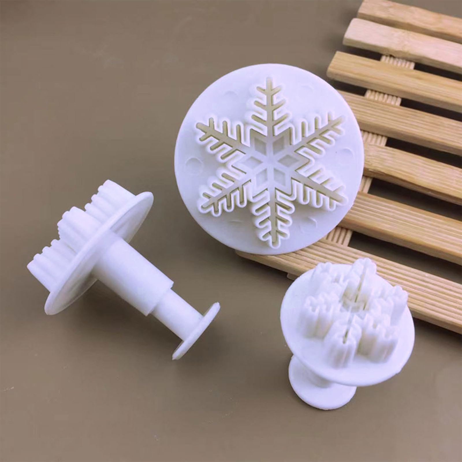 3 Pcs/Set Snowflake Plunger Fondant Decorating Sugar Craft Mold Cutter Cake Decorating Pastry Cookie Tools