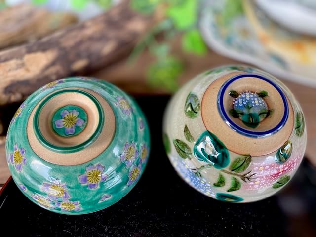 新品　九谷焼 『ペア飯碗』がく紫陽花ピンク＋ピンク＆グリーン地桜　ペアセット 九谷【ペア飯碗】グリーン地桜＆がく紫陽花ピンク＋ブルー 👛 裏絵