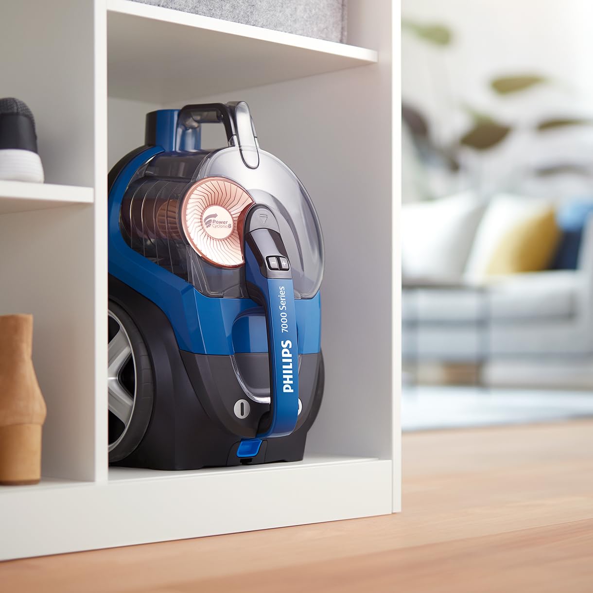 PHILIPS PowerPro Expert Beutelloser Staubsauger – Kompakt, 900-W-Motor, PowerCyclone 8 Technologie für Starke Saugleistung, Multi-Oberflächen-Reinigung, Allergy Lock, Super Turbo Bürste (FC9745/09)