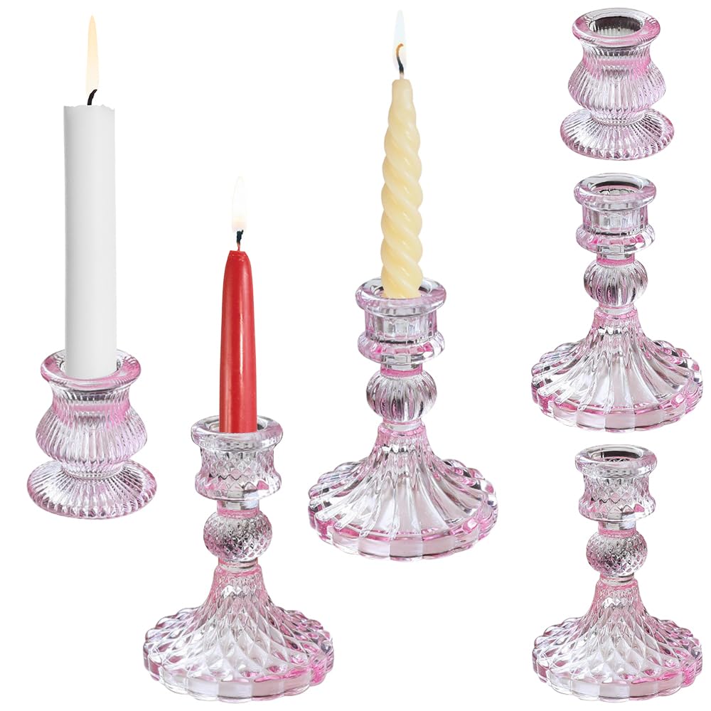 Bougeoirs en verre rose pour illumination romantique de centre de table de mariage