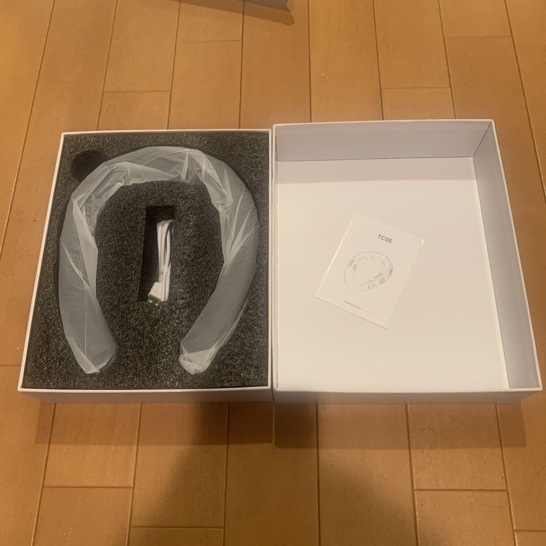 ネッククーラー/ネックヒーター　ICE ENGINE 06 ブラック Amazon.co.jp: ICE ENGINE 06 ネッククーラー、ネックヒーター