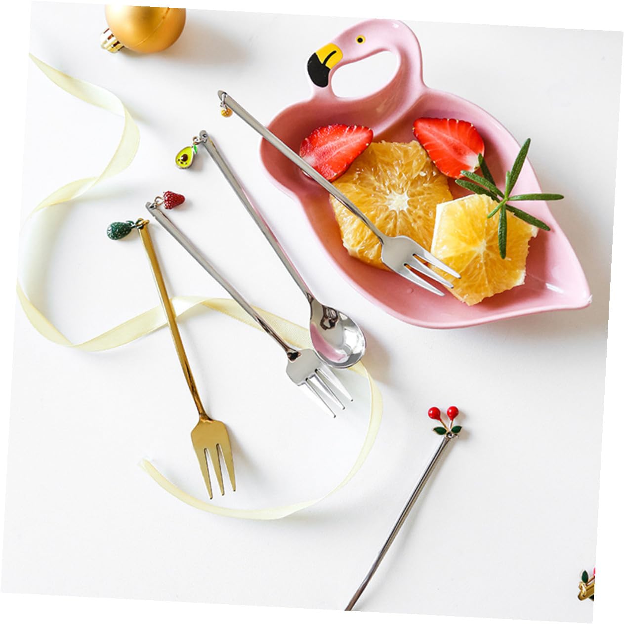 Tenedores de Postre Decorativos Colgante de Fruta, 4 Piezas | Acero Inoxidable Dorado, Pulido Espejo, Agarre Cómodo y Estilo Creativo para Mesa y Café