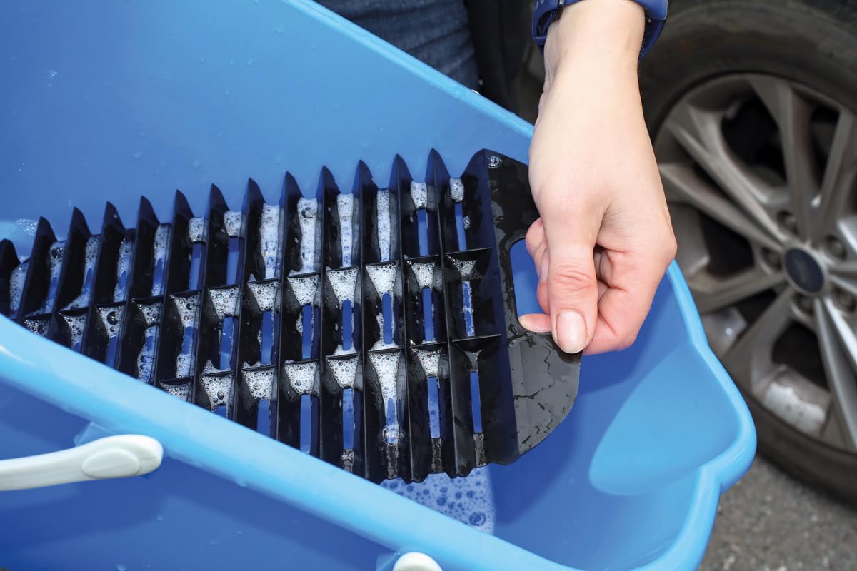 Laser 8737 Bucket with Dirt Trap 15L