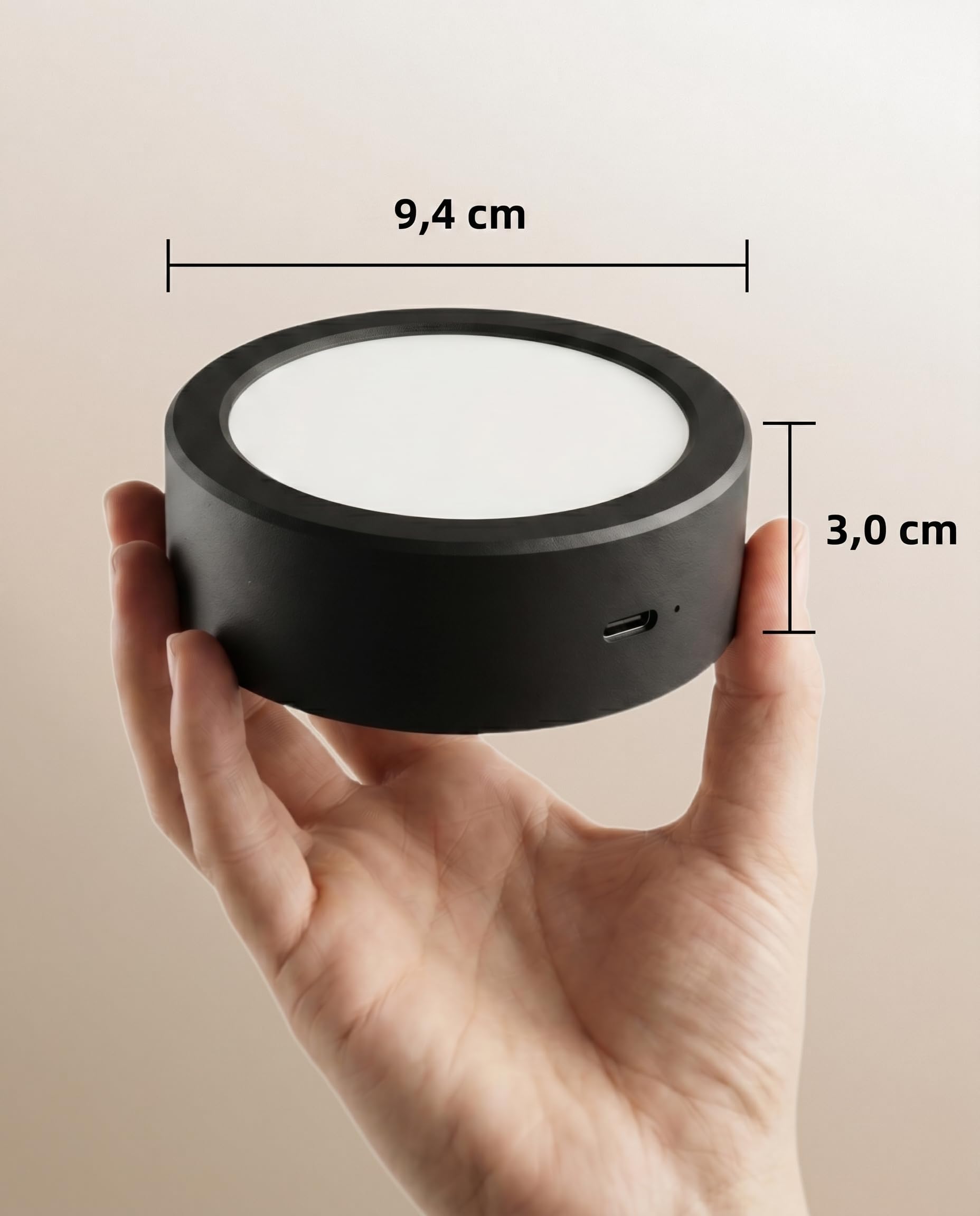 EZVALO Kinkiet LED do wnętrz z akumulatorem 5500 mAh, lampa ścienna bezprzewodowa z pilotem zdalnego sterowania, obracana o 360°, 3 tryby kolorów, sterowanie dotykowe, dla dzieci, salonu, sypialni