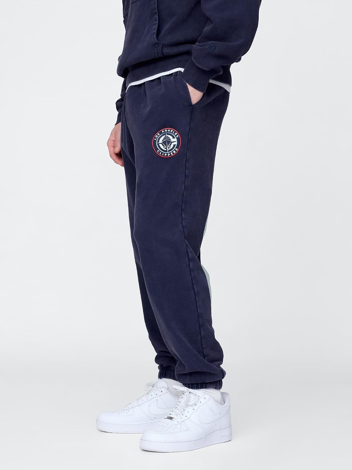 GAP Men's X NBA Team Logo Soft Pull-on Sweatpants
