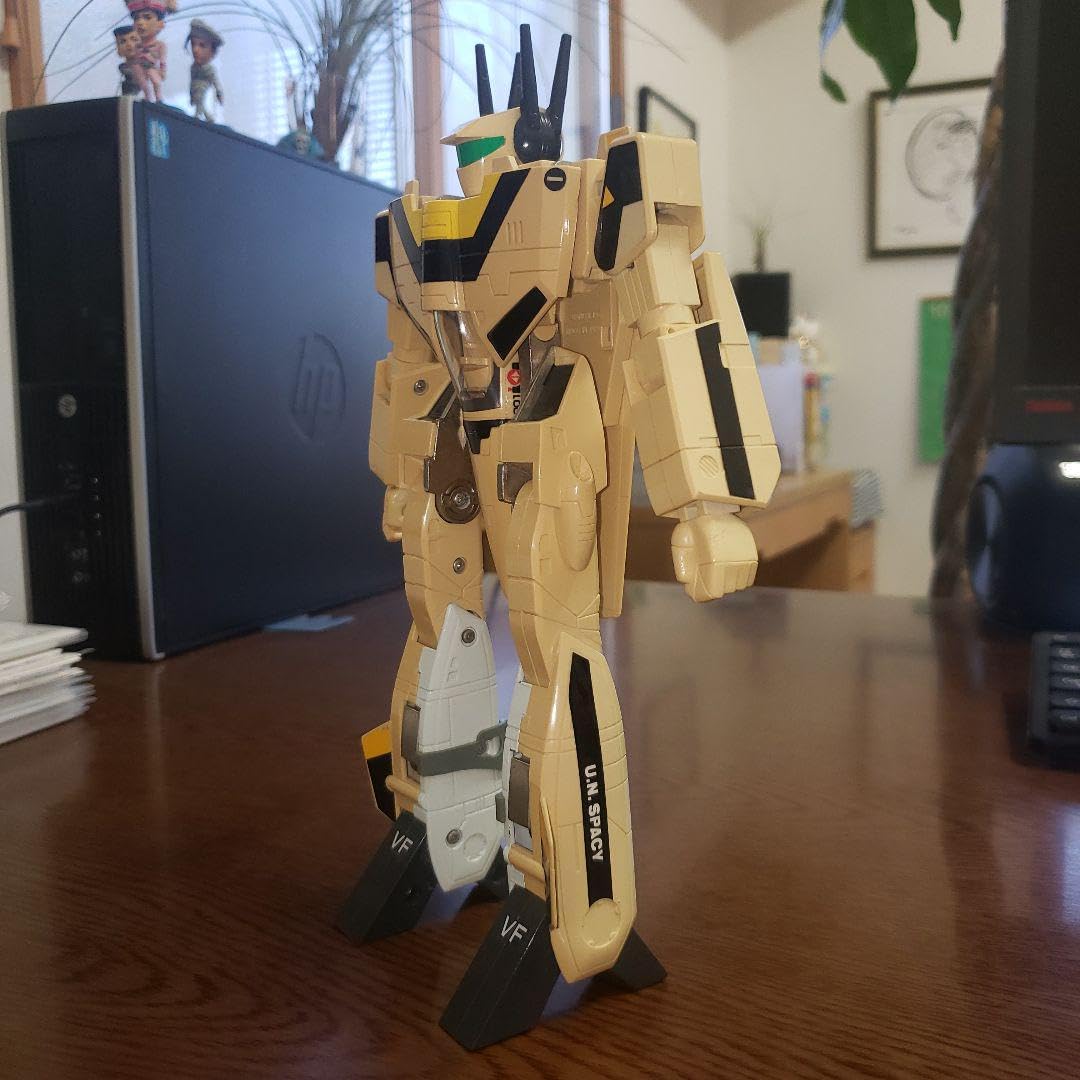 1/55 マクロス　タカトクトイス　バルキリー　vf1s タカトクトイス：1/55 バルキリー VF-1J ミリア専用機（1983年製）