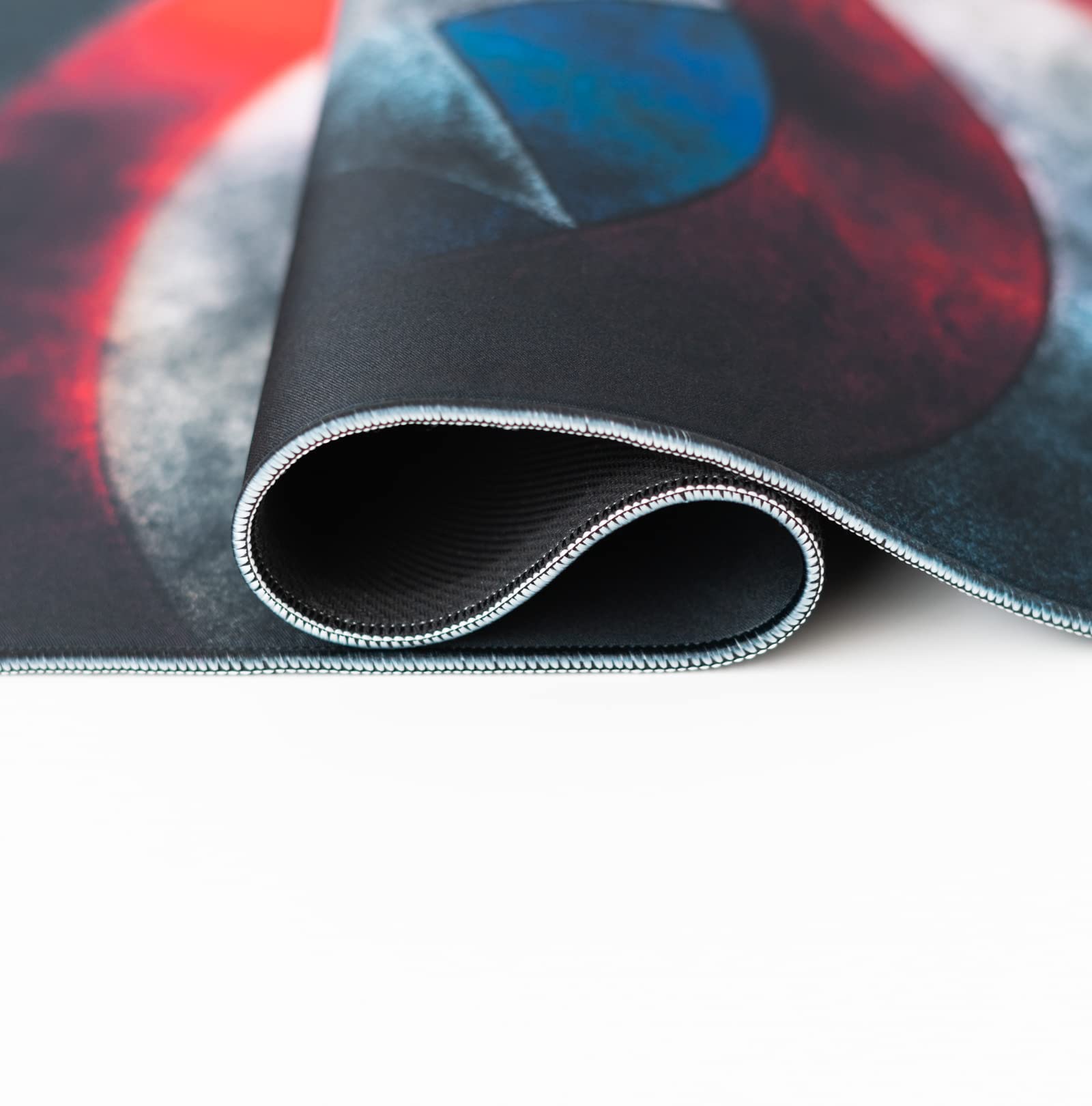 Grupo Erik Gaming Mauspad XXL Marvel Shild Gaming Mousepad XXL rutschfest und Wasserabweisend Mauspad Groß - Mouse Pad Gaming Schreibtischunterlage PC Zubehör Gaming Marvel Merch