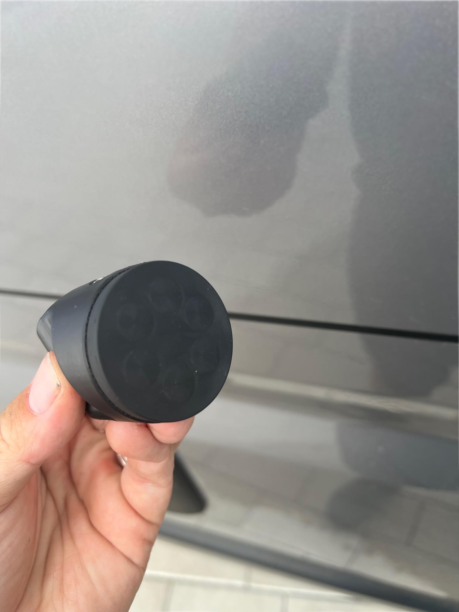 Supporto magnetico per doccia Basic, supporto per doccia con magnete e cuscinetto adesivo in metallo, ideale per campeggio, camper, furgone, caravan, caravan