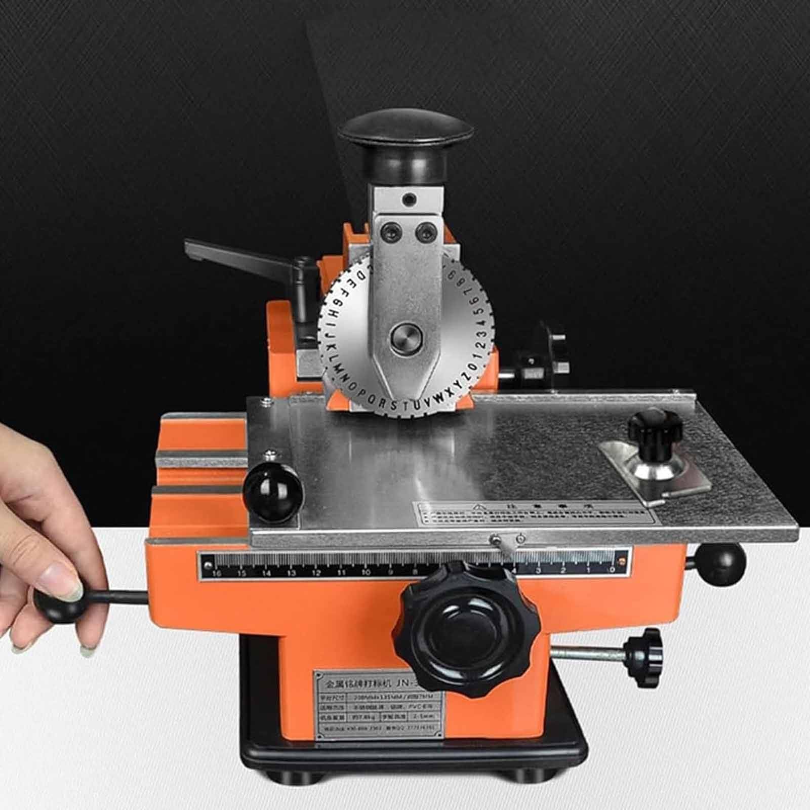 Metallplattenprägemaschine, halbautomatischer Stanzdrucker für Namensschilder, Hundemarken & ID-Karten, kompaktes Design mit 4 mm Prägetiefe, Industrieverpackungs- und Versandausrüstung