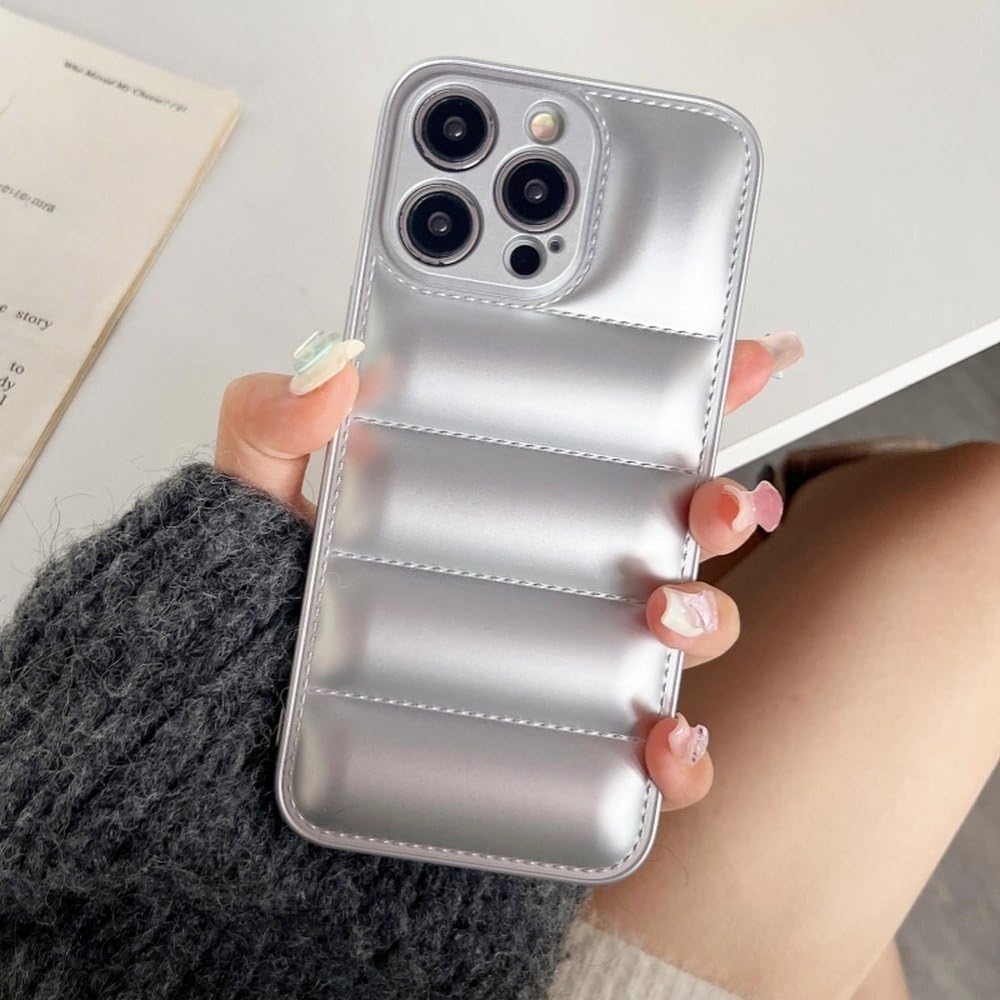 Coque iPhone 14 Plus antichoc argentée pour éviter les rayures
