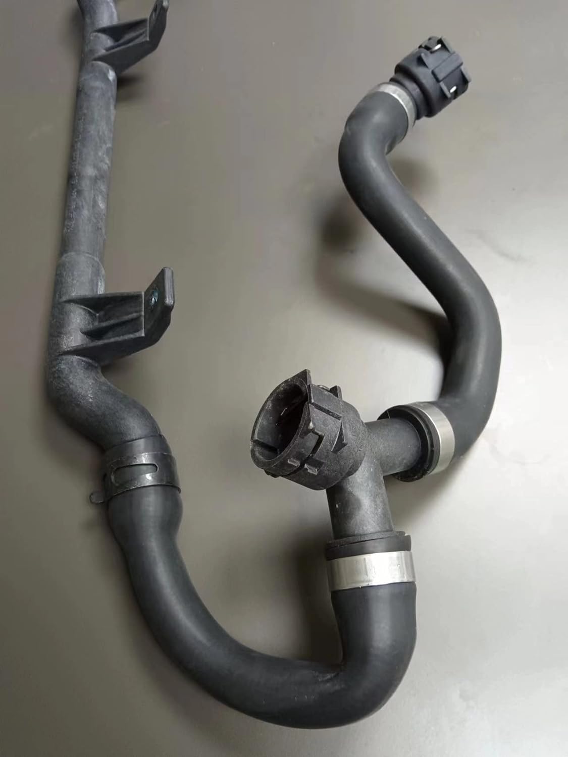 CAR RETURN PIPE 17127548223 1712 7548 223