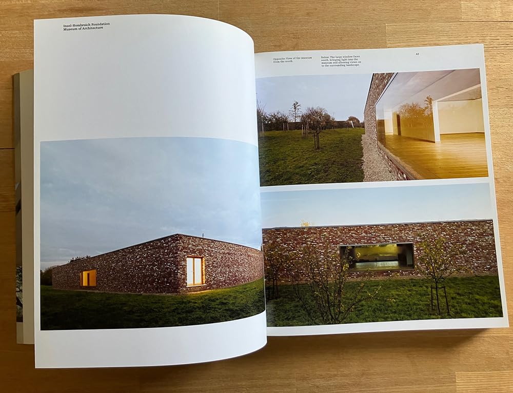 Amazon.co.jp: Alvaro Siza: The Function of Beauty : ホーム＆キッチン