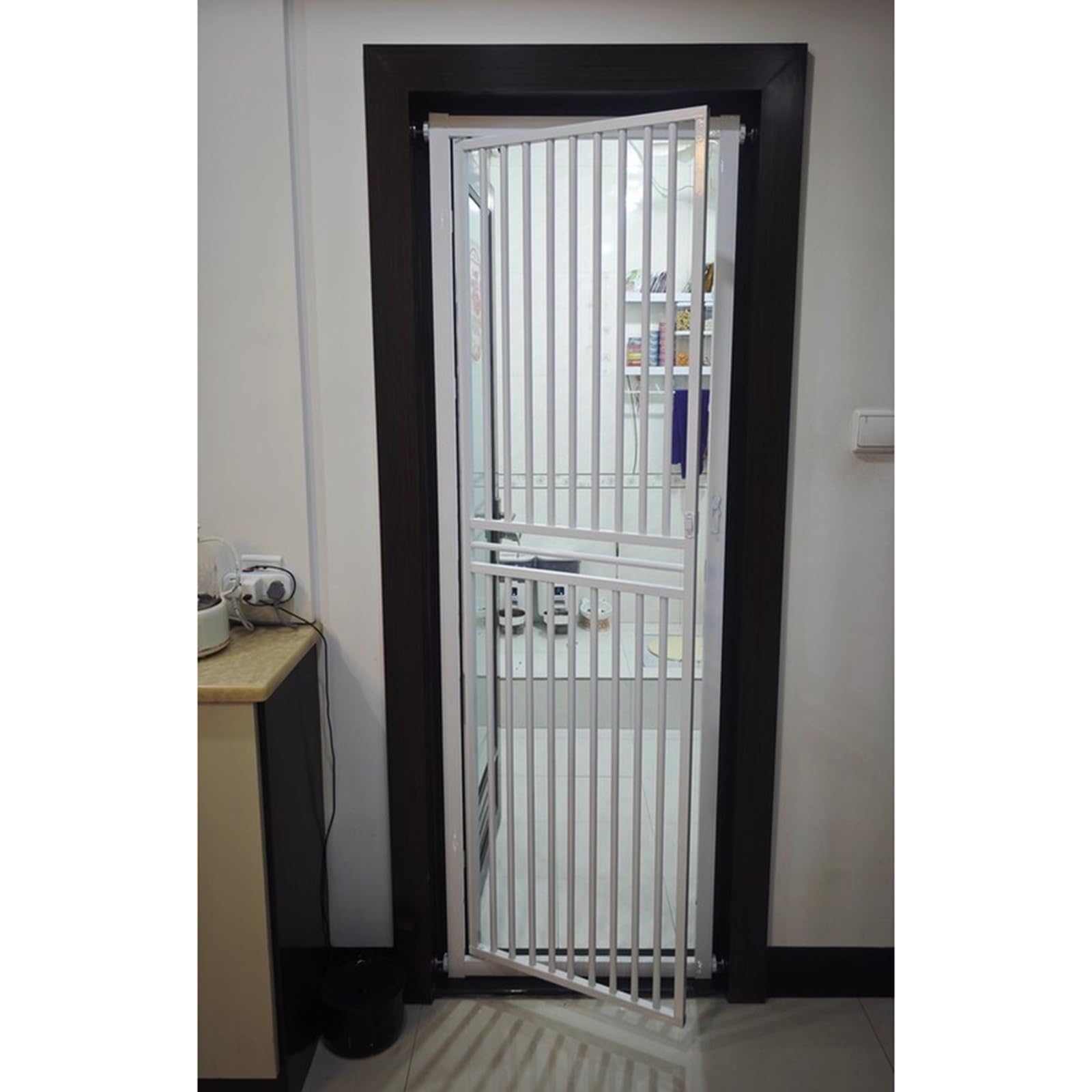 Gattaiola Barriera per gatti con serratura per porte, Cancello anti-arrampicata extra alto per animali domestici per separare, Montaggio a pressione con ingombro ridotto(60x170cm/24x67in)