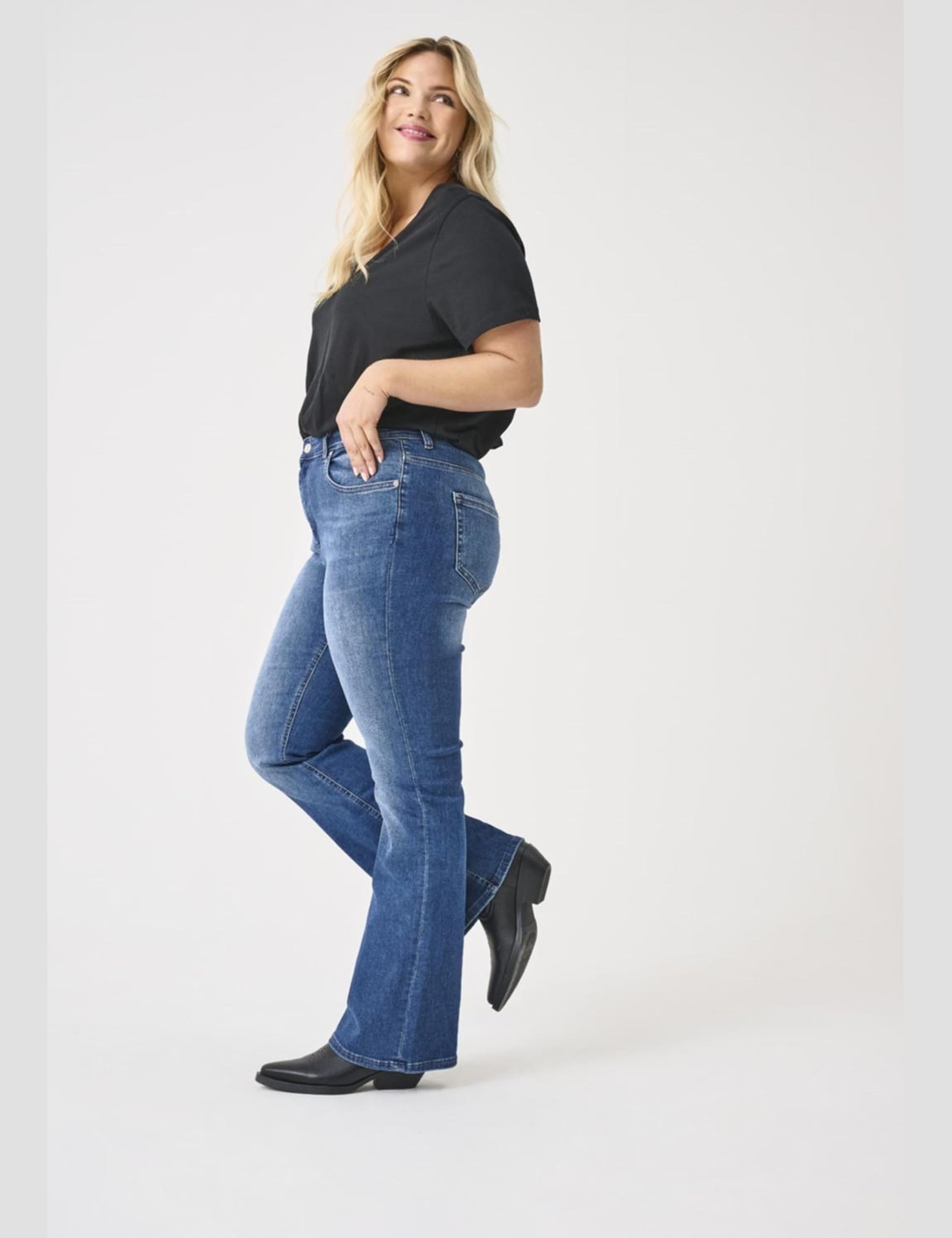 ONLY Carmakoma Damen Jeanshose Carwilly Hw Flared DNM Tai021 Noos