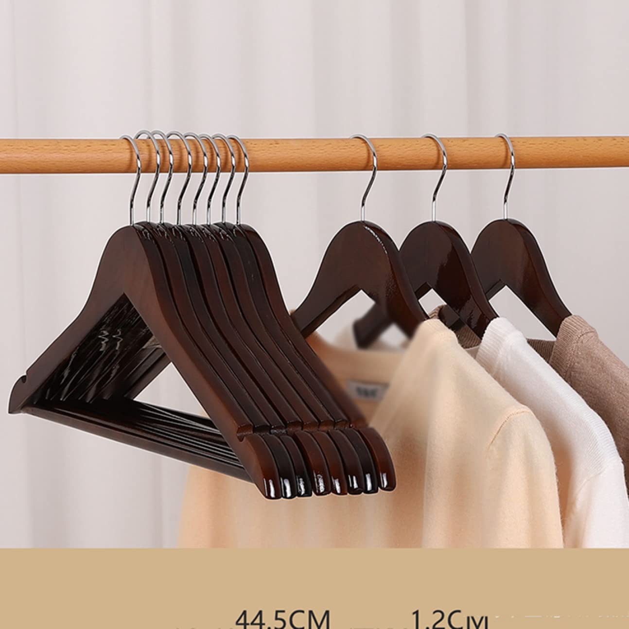 20本組木製ハンガー 肩部分に凹み 20本組木製ハンガー 肩部分に凹み 【公式通販】