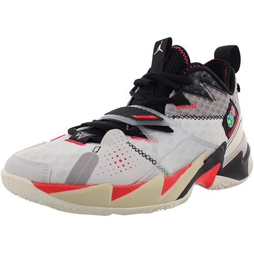 NIKE Men's Basketball Shoe