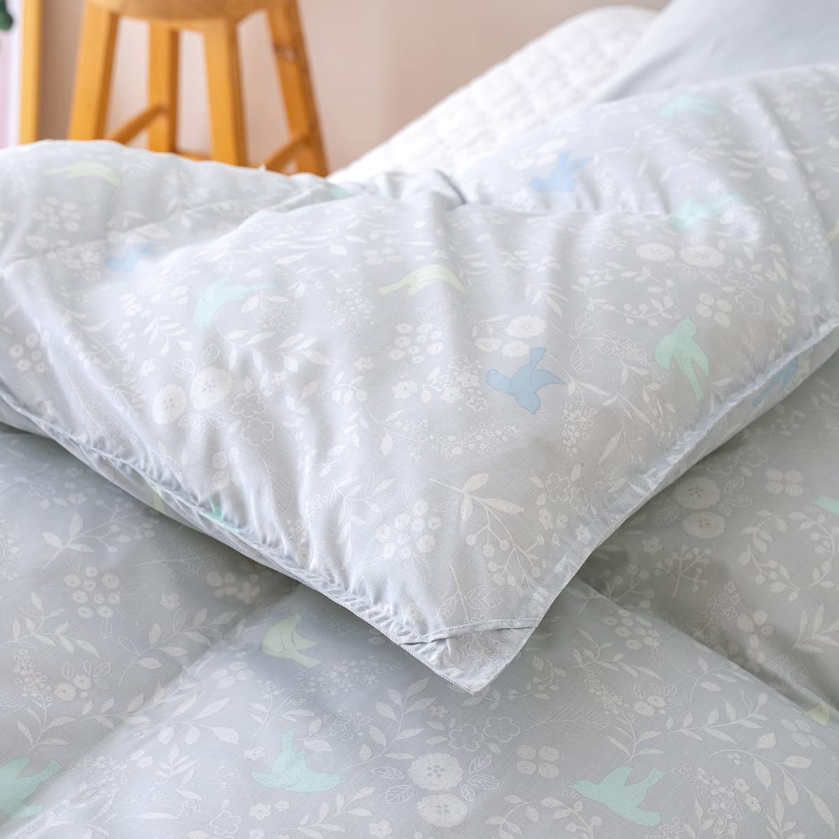 Amazon｜西川 羽毛布団 キングサイズ ダウン85％ 抗菌 軽量生地 DP350