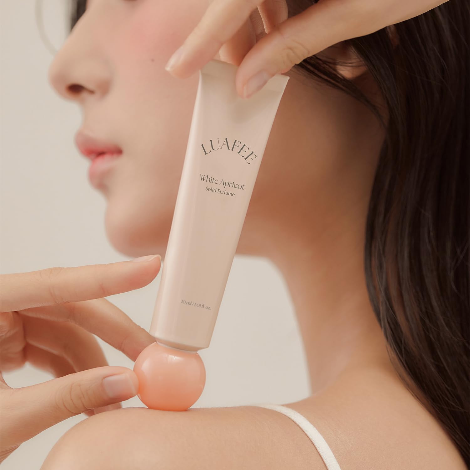 Amazon | LUAFEE公式(ルアぺ) ソリッドパフューム 30ml ホワイト