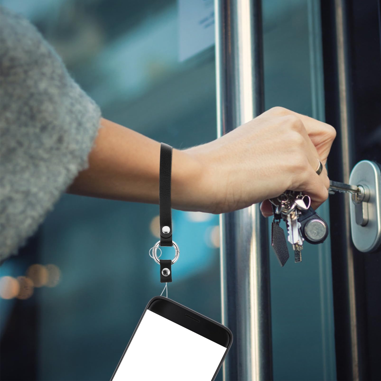 WOONEKY Cinturino da Polso Nero con Anello per Cellulare e Fotocamera Laccio Mano Anti-smarrimento Facile da Installare e Rimuovere Accessorio Multifunzionale per Smartphone e Chiavi