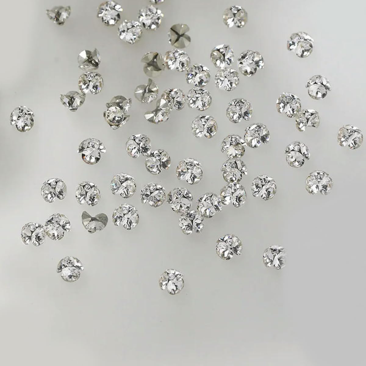 CIVIOOH 20Pcs 3D Clear Nail Art Rhinestones 2-6mm Sparkle Mini Diamonds Nail Art Decorations DIY Crafts Manicure Accessory