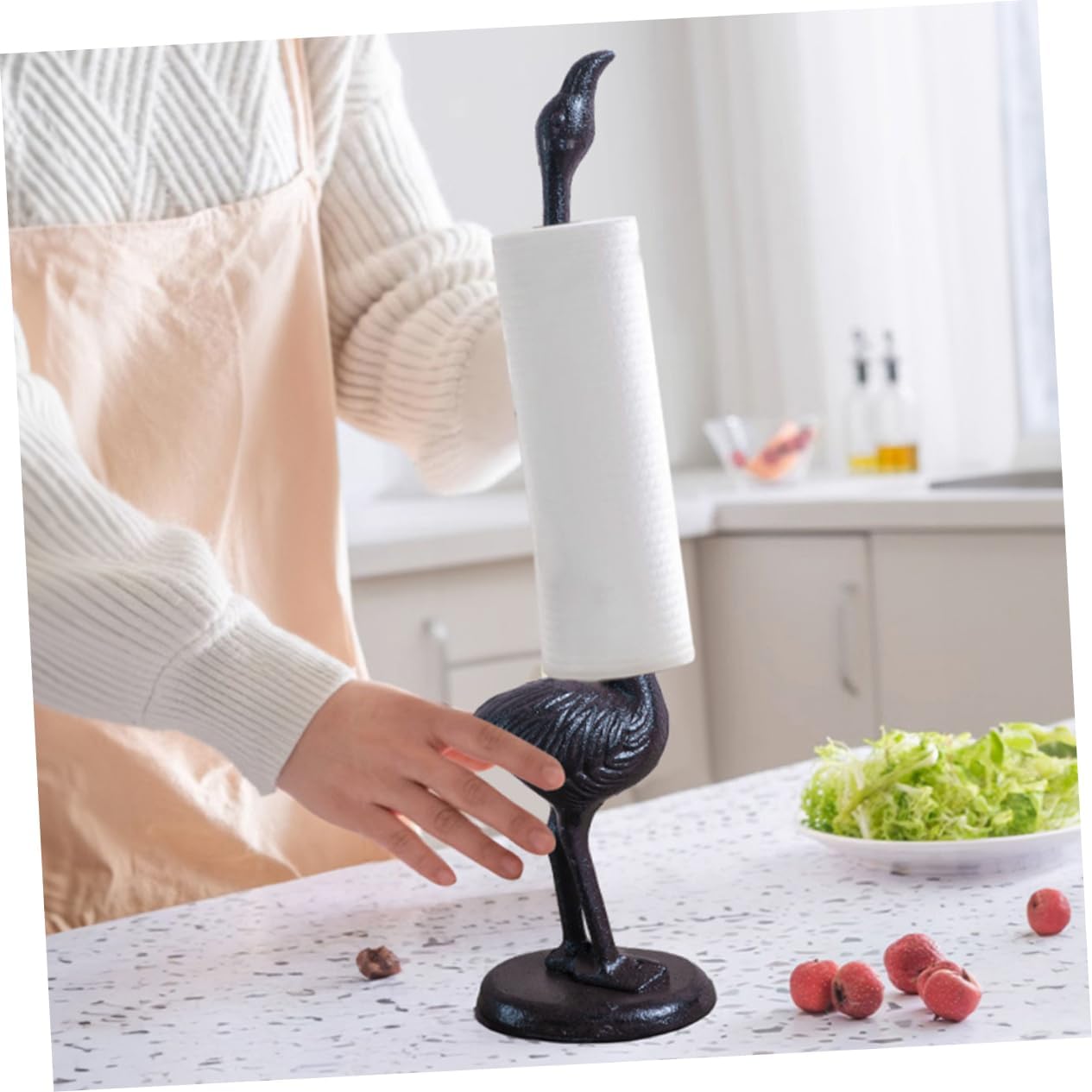 Flamingo Statue Paper Towel Holder Roll Paper Rack Kitchen Towel Storage Industrial Style Non-Slip Base