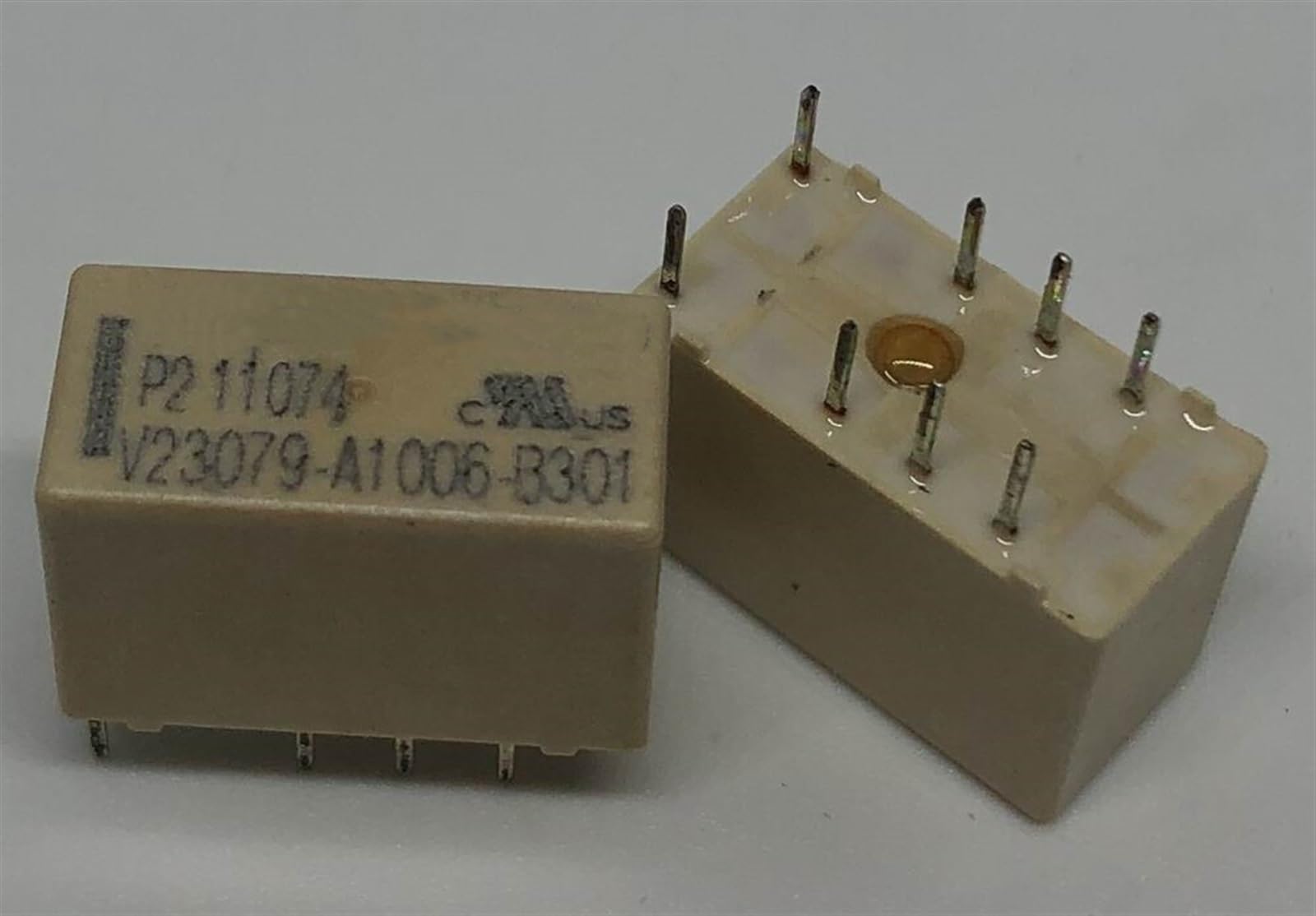 Relais électromécanique 8 broches V23079-A1006-B301 TX2-9V pour automatisme