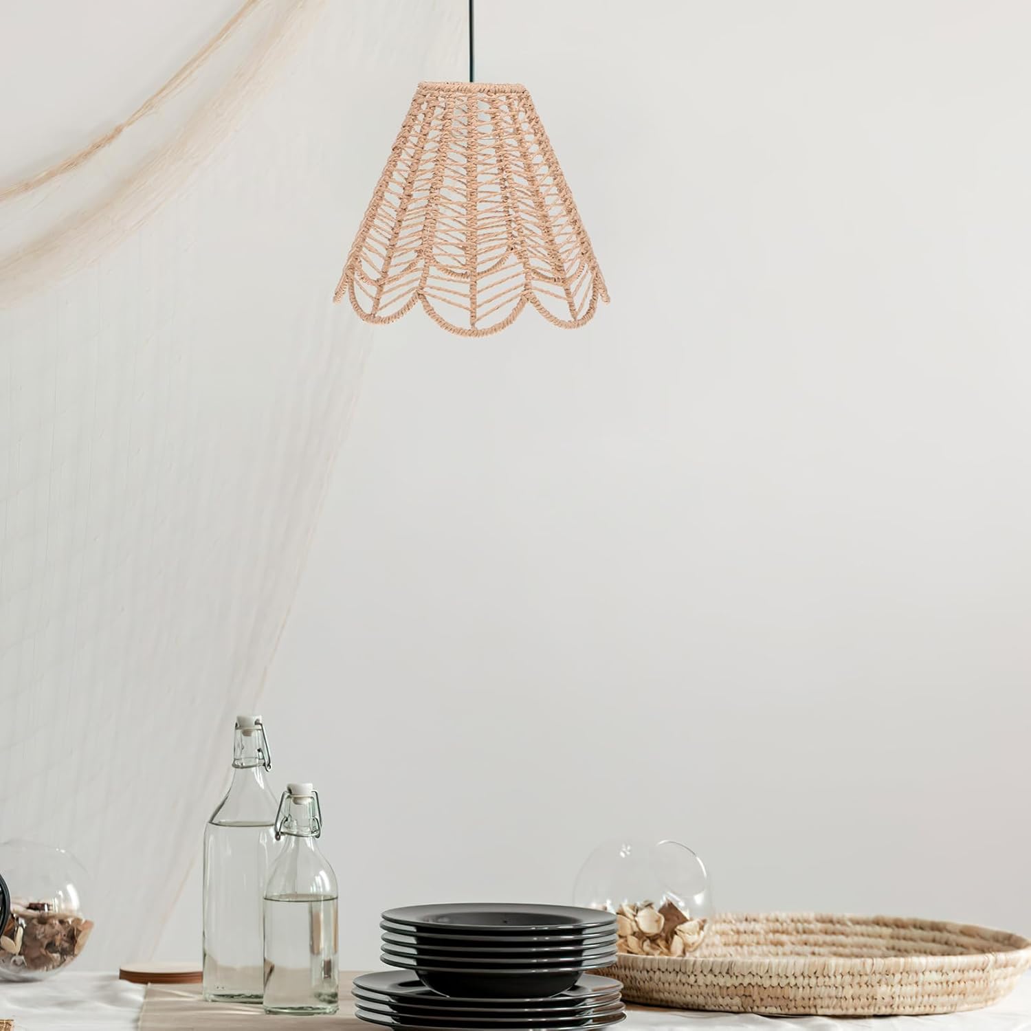 VOSAREA Creative Woven Pendant Lamp Shade Retro Ceiling Light Fixture for Restaurants and Home Decor Soft Illumination and Sturdy Design