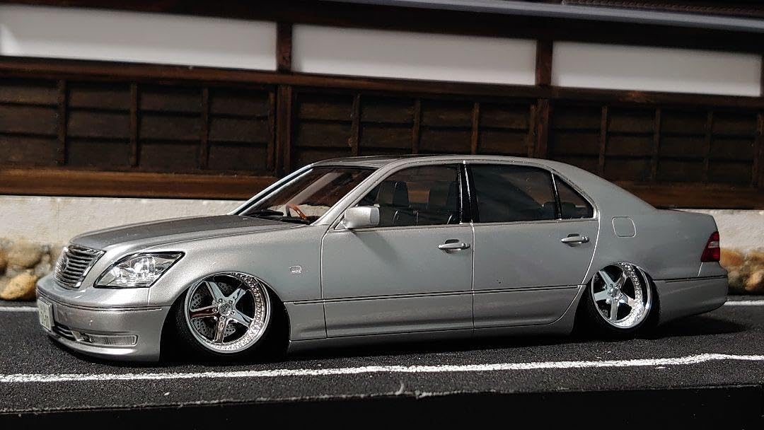 1/24 アオシマ ケイブレイク 30セルシオ 完成品 1/24 アオシマ ケイブレイク 30セルシオ 完成品 アオシマ