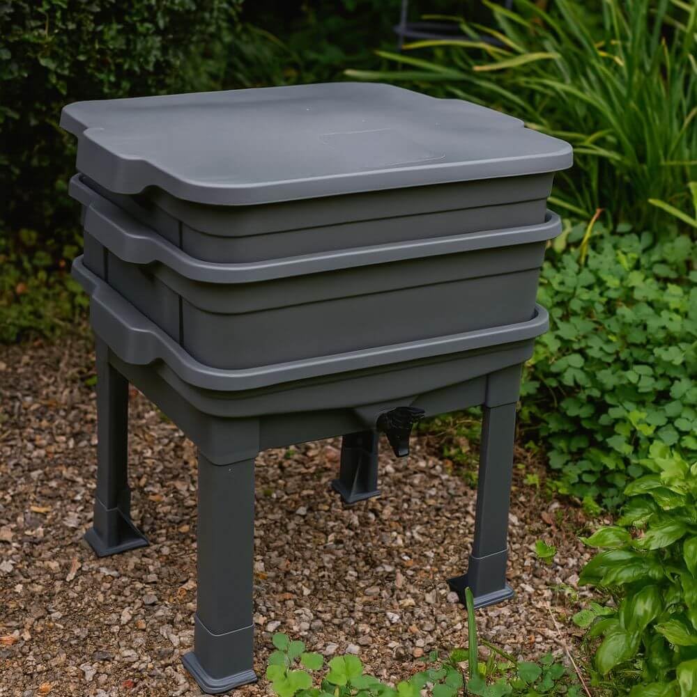 Wormery Compost Bin Worm Farm For Recycling Kitchen Waste Into Vermicompost And Worm Tea With Tap And Worm Blanket (Worm Farm Complete Set (Includes 2 Trays, Bedding and Blanket)) - 3