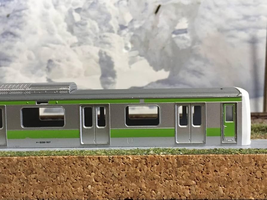 Amazon | 9_TOMIX E231系 山手線 クハE 先頭車ボディ | 鉄道模型