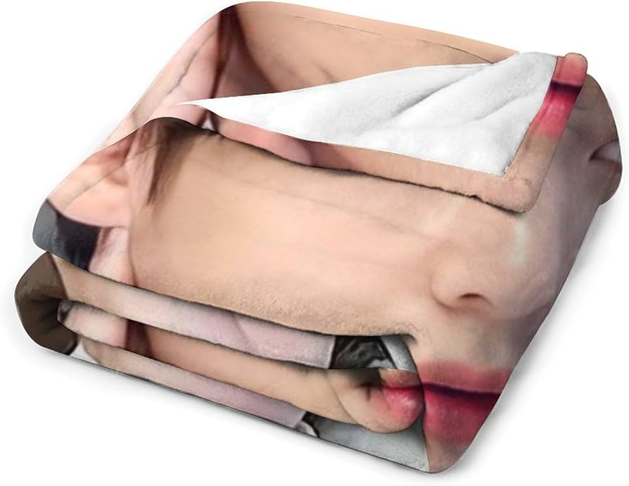 Amazon｜BTS-V ブランケット 掛け毛布 洗える 耐久性 毛布 フランネル