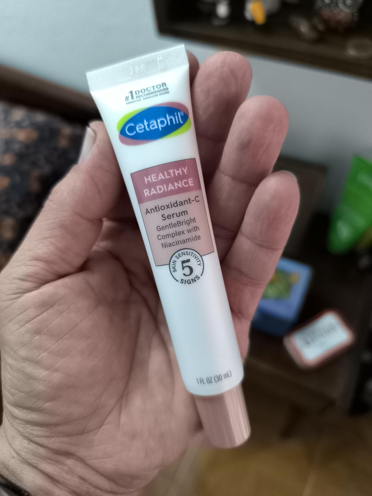 Cetaphil Face Serum, Healthy Radiance Antioxidant-C Serum, Visibly Reduces Look of Dark Spots and Hyperpigmentation, Designed for Sensitive Skin, Hypoallergenic, Fragrance Free, 1 oz