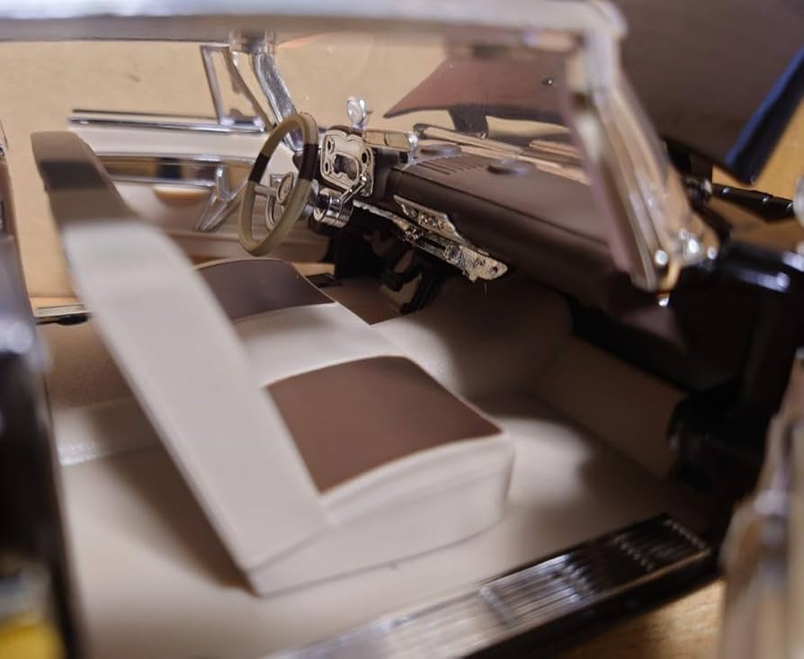 MM/'58 Plymouthプリムス Furyフューリー 1/18 絶版 Amazon.co.jp: MM/'58 Plymouthプリムス Furyフューリー 1/18