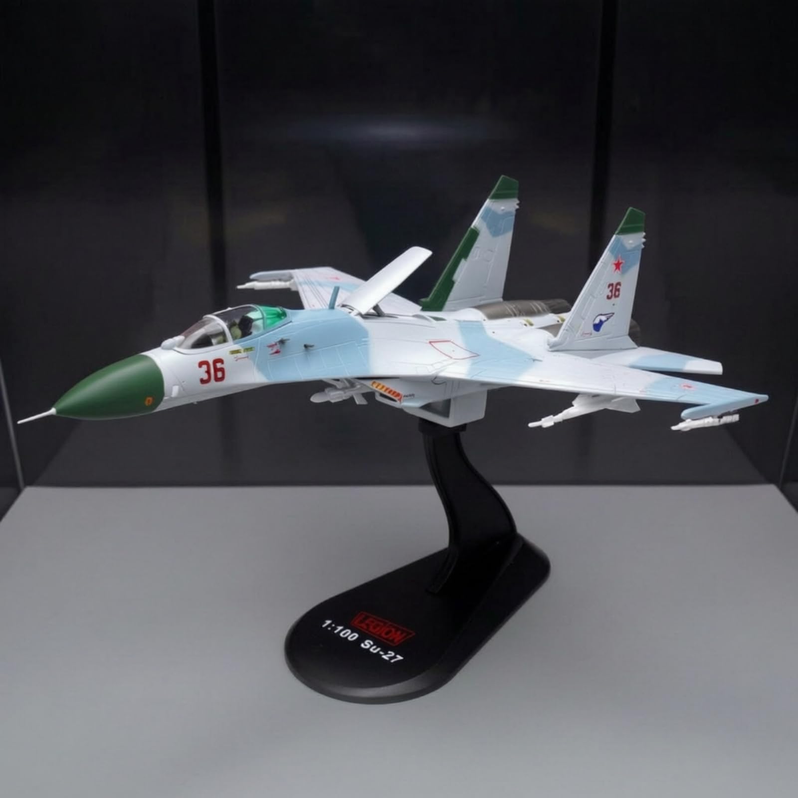 Réplica de Aeronave de Aleación Maqueta de Avión Modelo a Escala 1 100 Estructura Metálica Resistente con Acabado Realista y Señales Históricas